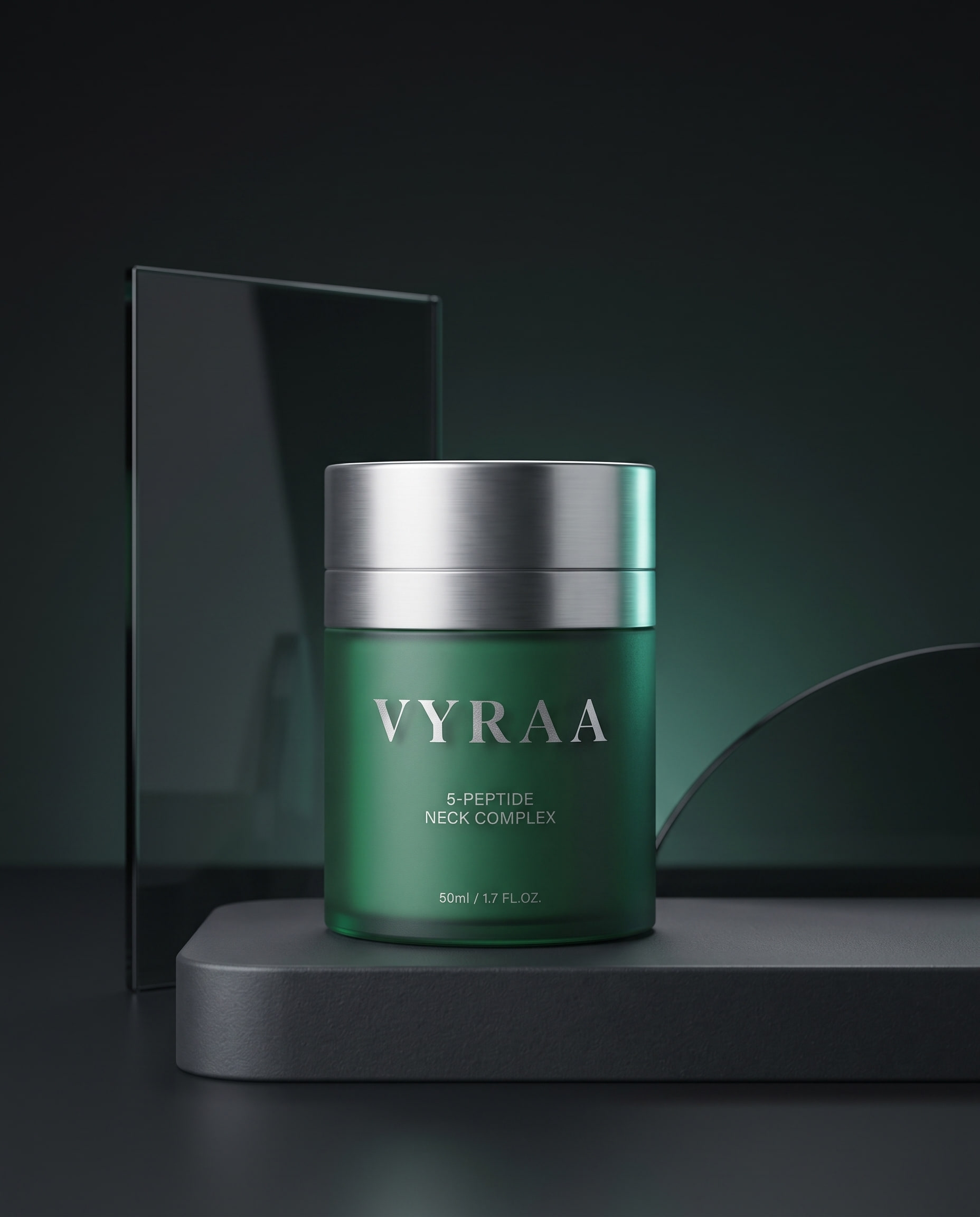Emerald glass gives the product its sculptural and architectural presence.